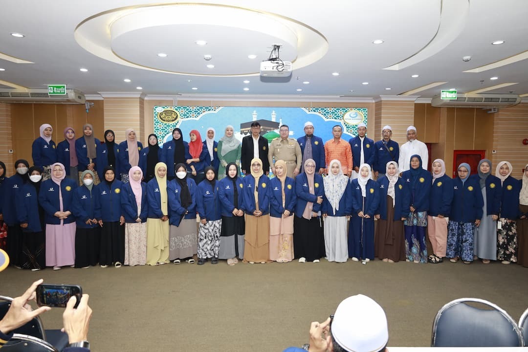 جلسه توجیحی زائران منتخب حج در تایلند برگزار شد