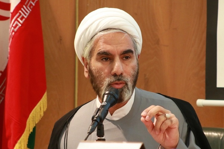 علیرضا پیروزمند علیرضا پیروزمند