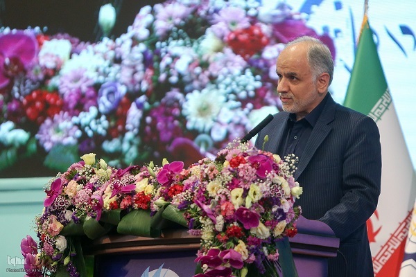 نگاه تهاجمی غرب به شرق موجب تضعیف حقوق بشر شده است