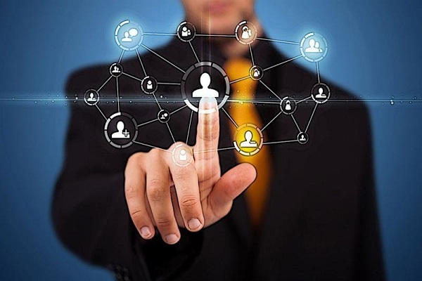 نقش روابط عمومی در انتشار خبر؛ کلید جلب توجه مخاطب در عصر دیجیتال