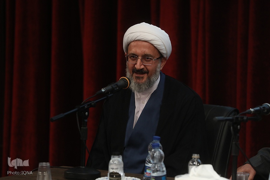 احمدحسین شریفی، رئیس دانشگاه قم احمدحسین شریفی، رئیس دانشگاه قم