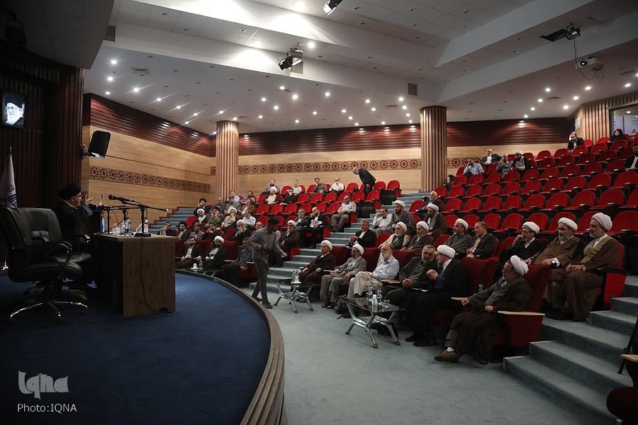 سیدمحمود موسوی، استاد حوزه و دانشگاه سیدمحمود موسوی، استاد حوزه و دانشگاه