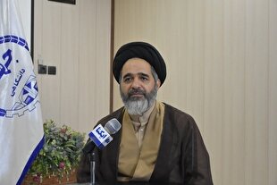 منطق امام در دفاع از مستضعفان الگویی جهانی است + فیلم