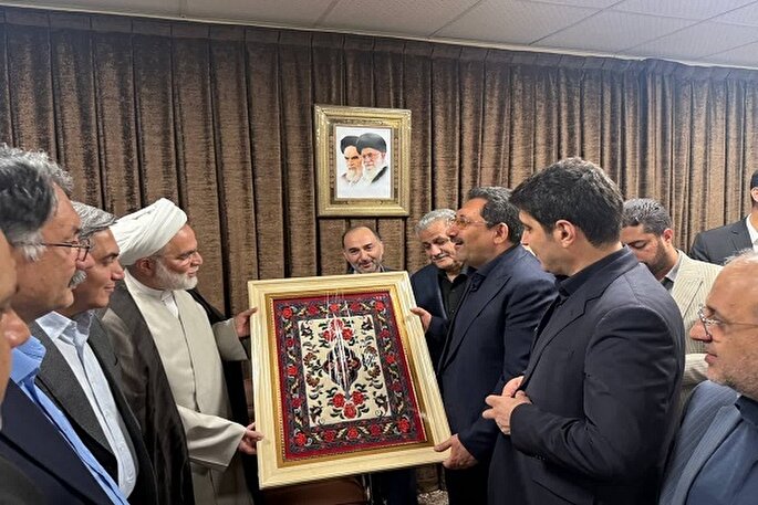 عقلانیت، عدالت و معنویت سه محور اصلی نهضت امام خمینی(ره) بود