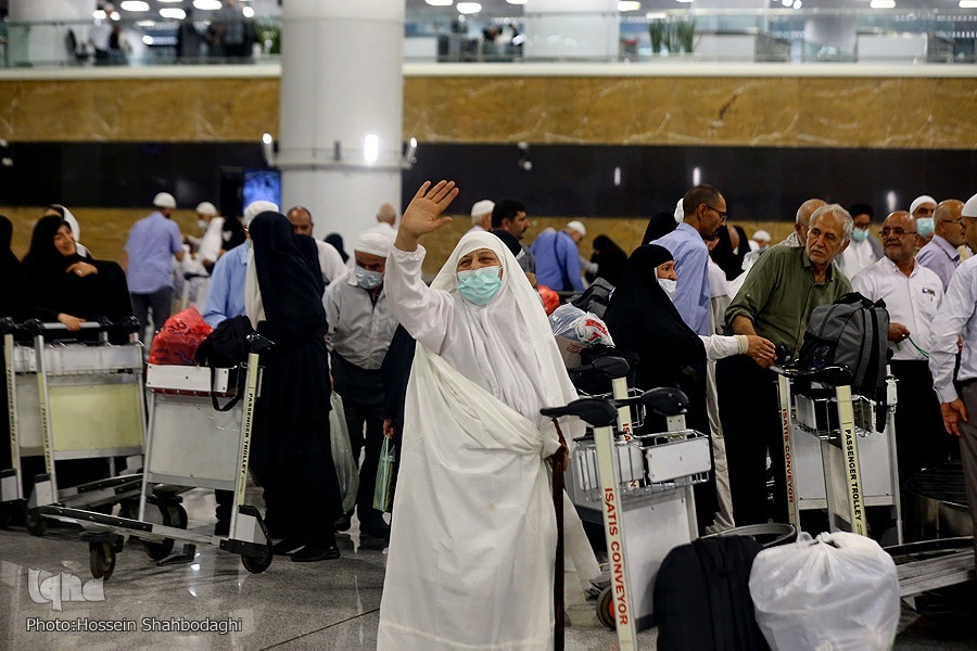 حجاج از فردا به کشور باز می‌گردند