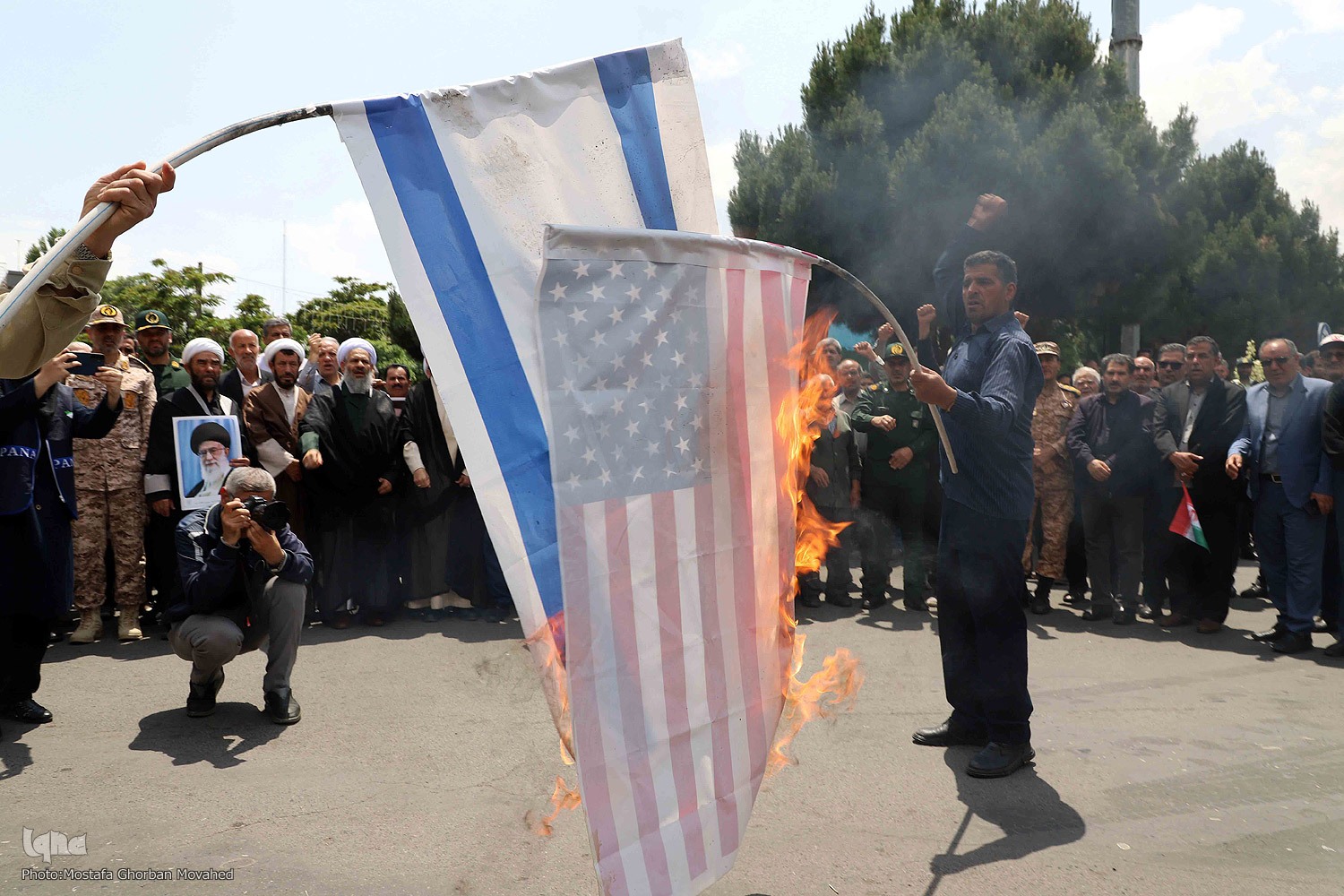 راهپیمایی مردم اهر علیه تهاجم رژیم صهیونیستی به ایران