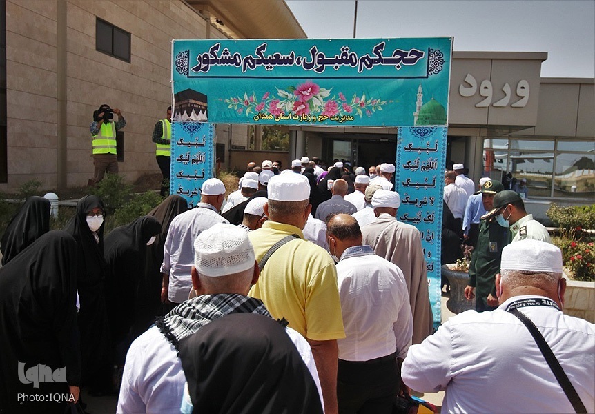 حجاج با بسته هوایی-زمینی از  امروز به کشور بازمی‌گردند