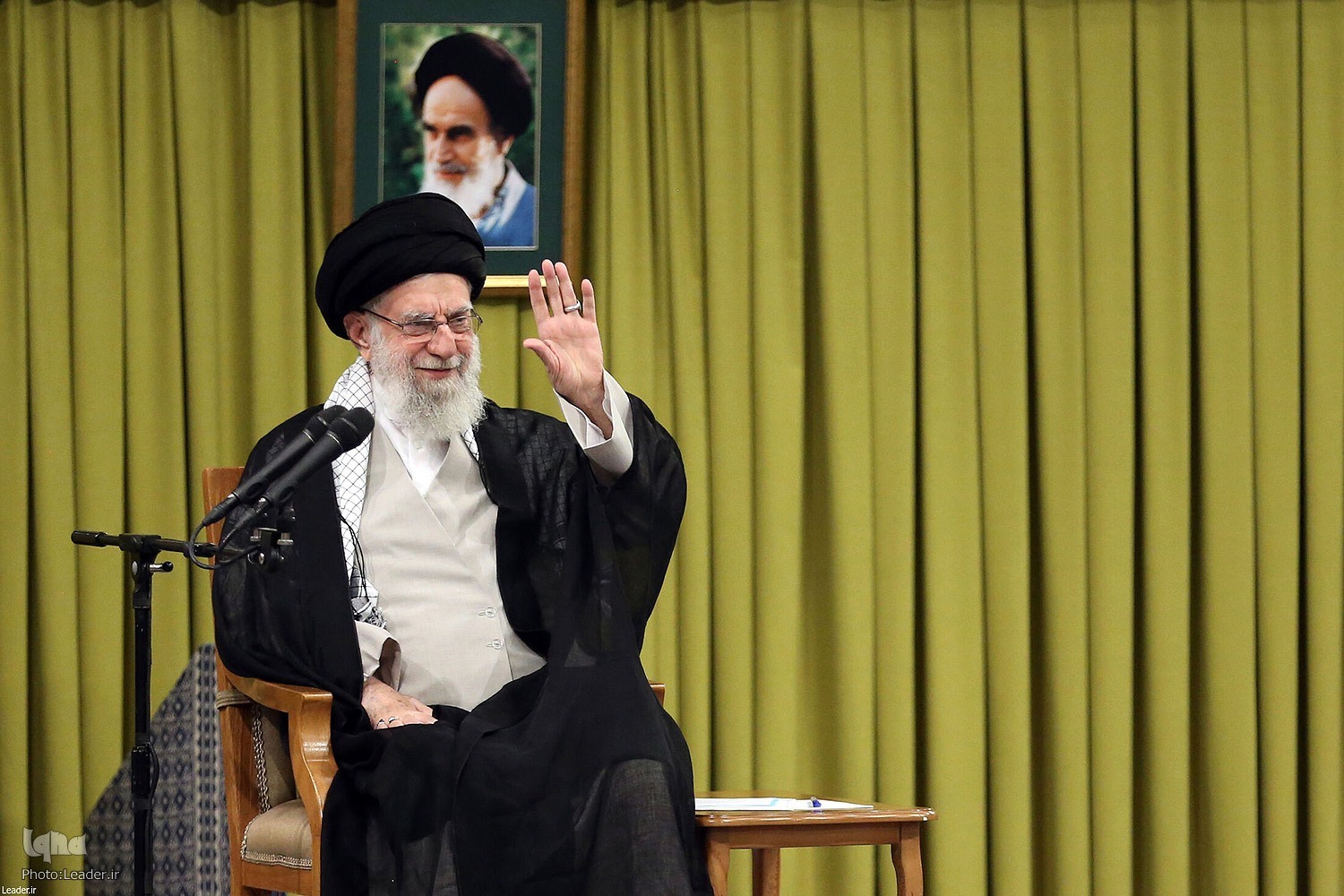 ترامپ، امام خامنه‌ای را به “قتل” تهدید می‌کند؛ پاسخ چگونه بود؟