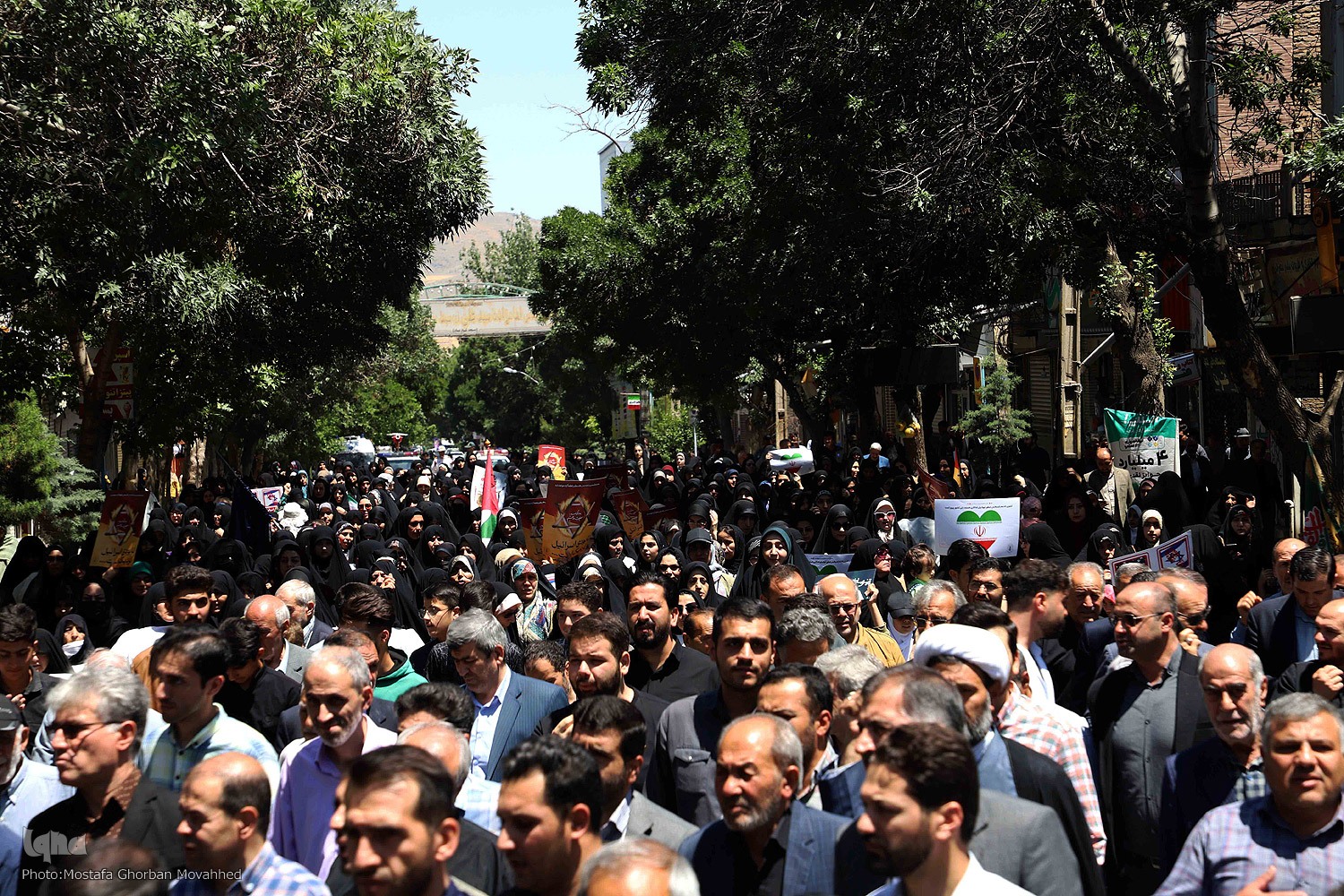 حضور پرشور مردم شهرستان اهر در راهپیمایی جمعه خشم و نصر