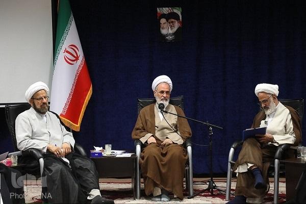 مراکز حوزوی، «قرارگاه جنگ ترکیبی بلاغ مبین» را راه اندازی کردند