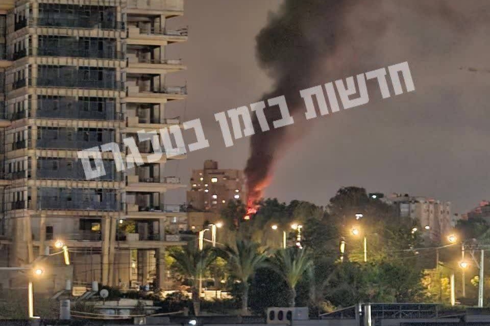 ویرانی گسترده در اراضی اشغالی در پی حمله موشک‌های نقطه‌زن ایران + فیلم