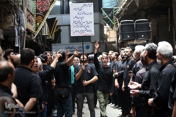 لزوم ارائه آموزه‌های اجتماعی و انسانی عاشورا در کنار مرثیه و سوگواری