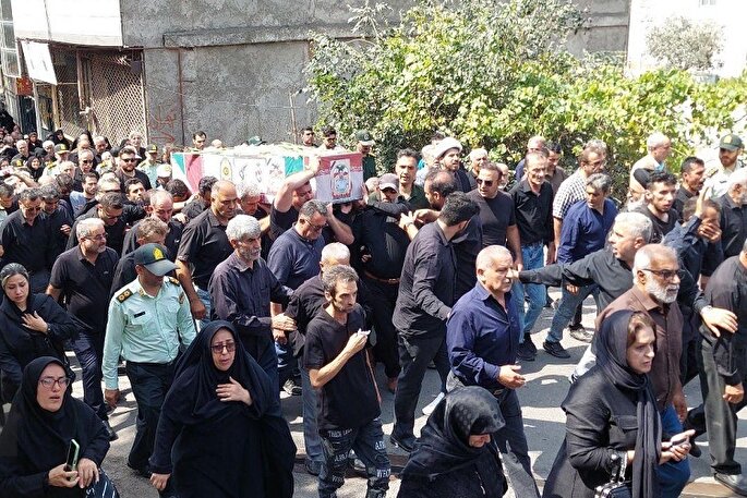 پيکر شهيد سرهنگ دوم «توحید مهرپور دارستانی» در رودبار تشییع شد
