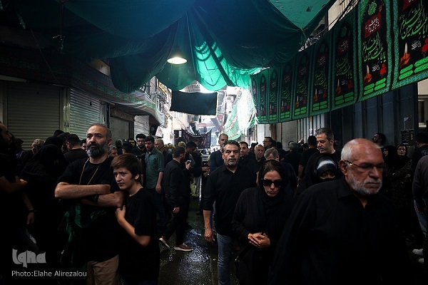 تشیع اعتقادی بدون مراسم سوگواری عاشورا ممکن نیست تشیع اعتقادی بدون مراسم سوگواری عاشورا ممکن نیست