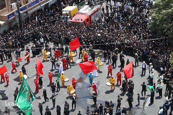 تشیع اعتقادی بدون مراسم سوگواری عاشورا ممکن نیست تشیع اعتقادی بدون مراسم سوگواری عاشورا ممکن نیست