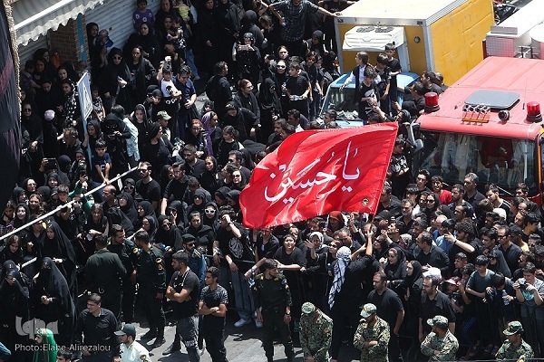 تشیع اعتقادی بدون مراسم سوگواری عاشورا ممکن نیست تشیع اعتقادی بدون مراسم سوگواری عاشورا ممکن نیست