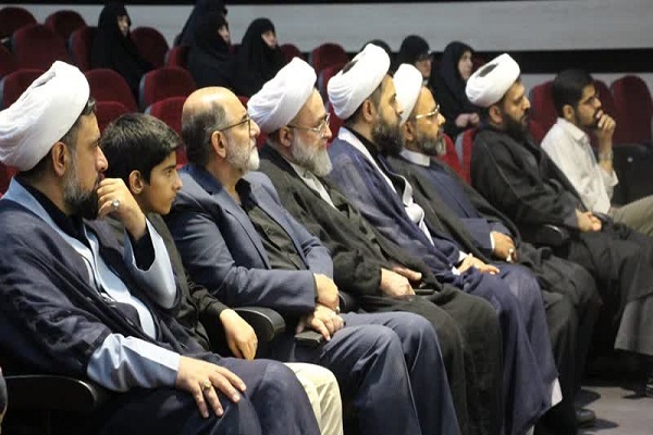 حوزه‌های علمیه باید به‌عنوان پرچمداران تدبر در قرآن شناخته شوند