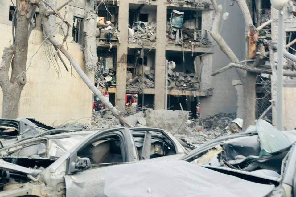 انفجارهای بزرگ در تل‌آویو در پی شلیک موشک‌های ایرانی + فیلم