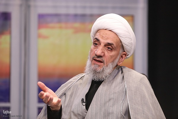 نماز؛ پیام مهم امام حسین(ع) و عاشورا برای جامعه امروز