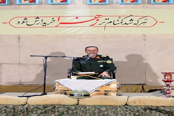 شهدا برای دفاع از ولایت از جان خود گذشتند