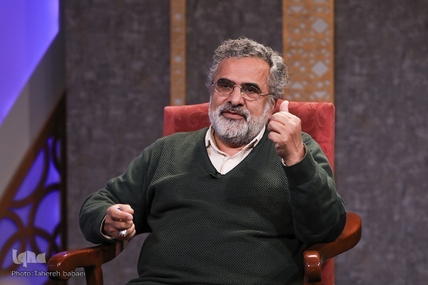 جهاددانشگاهی پایگاه تربیت هنرمندان انقلابی است