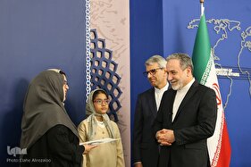 نشست خبری سخنگوی وزارت خارجه با حضور عراقچی