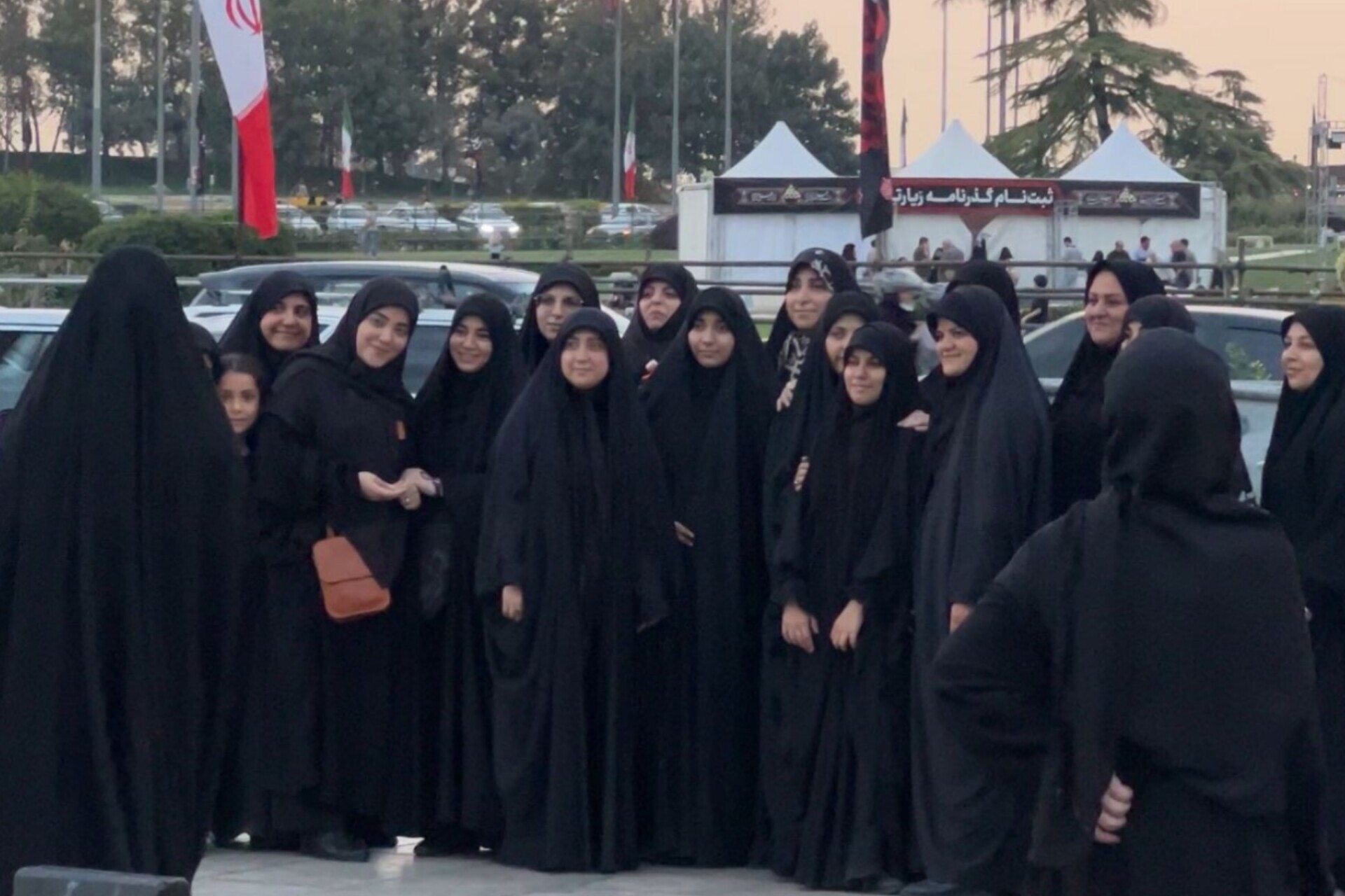 بدرقه خادمان کمیته زنان اربعین حسینی