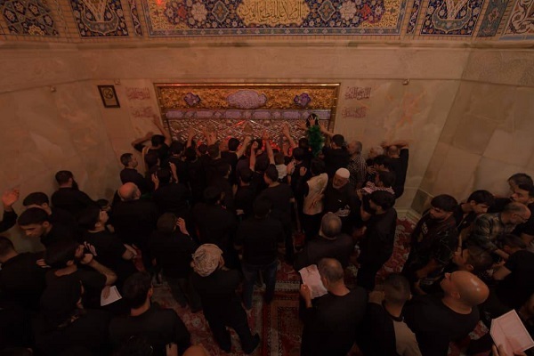تجلی پرشور عشق و ایمان زائران اربعین در کربلا+ عکس