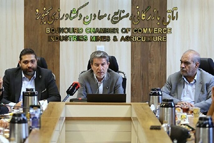 ضرورت حفظ وحدت در برابر تهدیدات خارجی