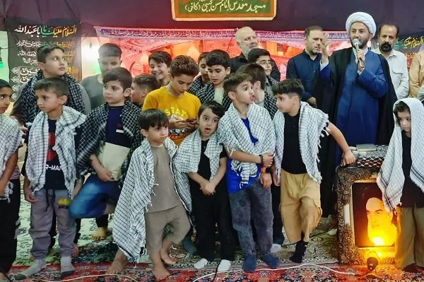 برگزاری مجلس بزرگداشت شهدای جبهه مقامت در روستای قرآنی سار + فیلم