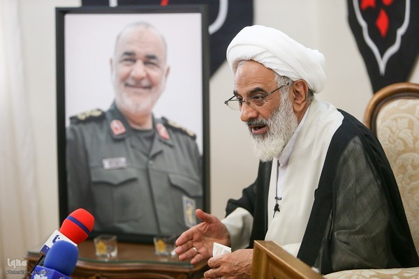 «قرارگاه قرآنی نور»، یادگار جاوید سپهبد شهید حسین سلامی «قرارگاه قرآنی نور»، یادگار جاوید سپهبد شهید حسین سلامی