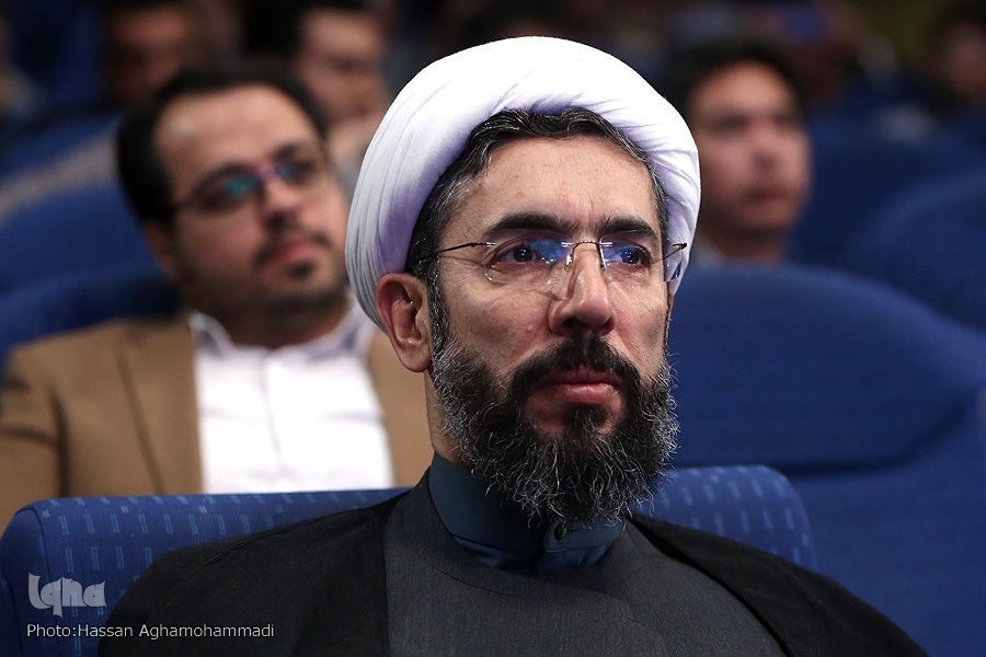 مصطفی رستمی