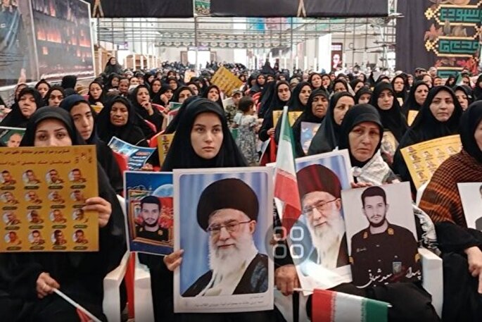 بزرگداشت چهلمین روز شهادت ۲۶ شهید اقتدار در حرم مطهر شاهچراغ(ع) برگزار شد