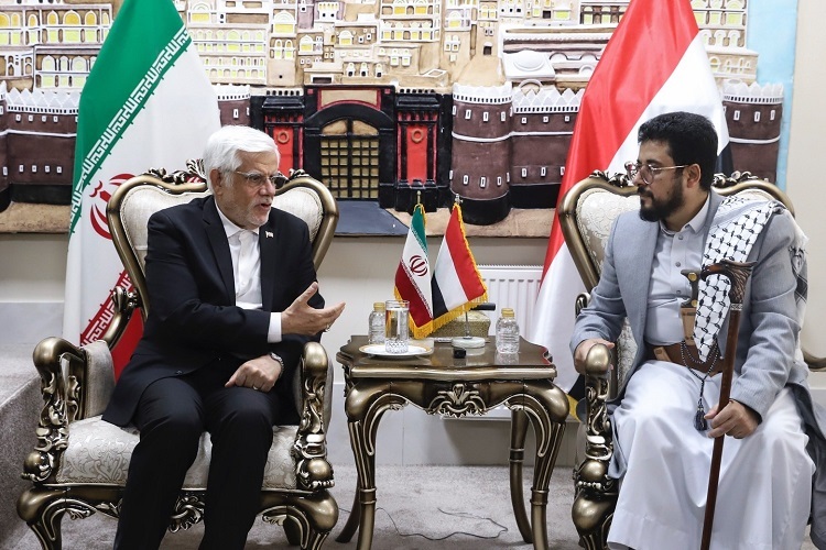 محمدرضا عارف در دیدار با سفیر یمن در تهران محمدرضا عارف در دیدار با سفیر یمن در تهران