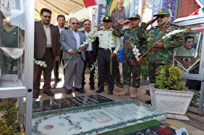 تجدید میثاق با شهدای گلزار بین‌المللی کرمان