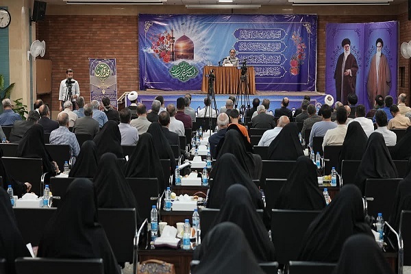 اصلاح روابط اجتماعی و موضع‌گیری علیه ظالمان؛ دوعلامت جلسه قرآن مؤثر