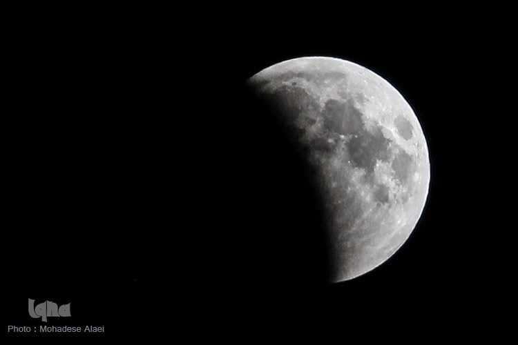 نحوه اقامه نماز آیات در هنگام ماهگرفتگی امشب نحوه اقامه نماز آیات در هنگام ماهگرفتگی امشب