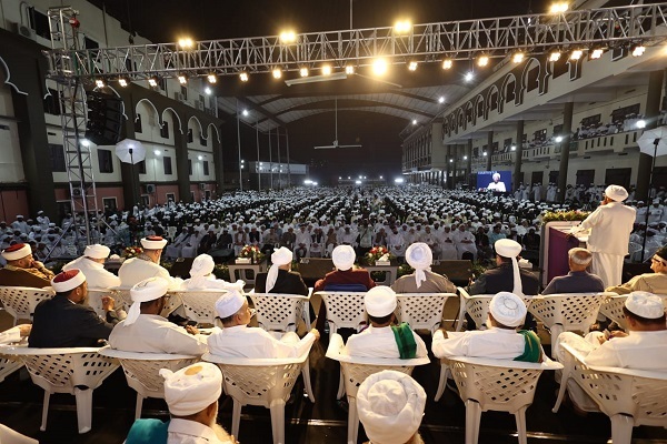 بحرانهای بزرگ نتیجه فقدان آموزههای نبوی است بحرانهای بزرگ نتیجه فقدان آموزههای نبوی است