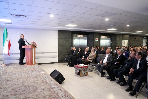 پزشکیان در آیین افتتاح ساختمان جدید بیمارستان فیاضبخش پزشکیان در آیین افتتاح ساختمان جدید بیمارستان فیاضبخش