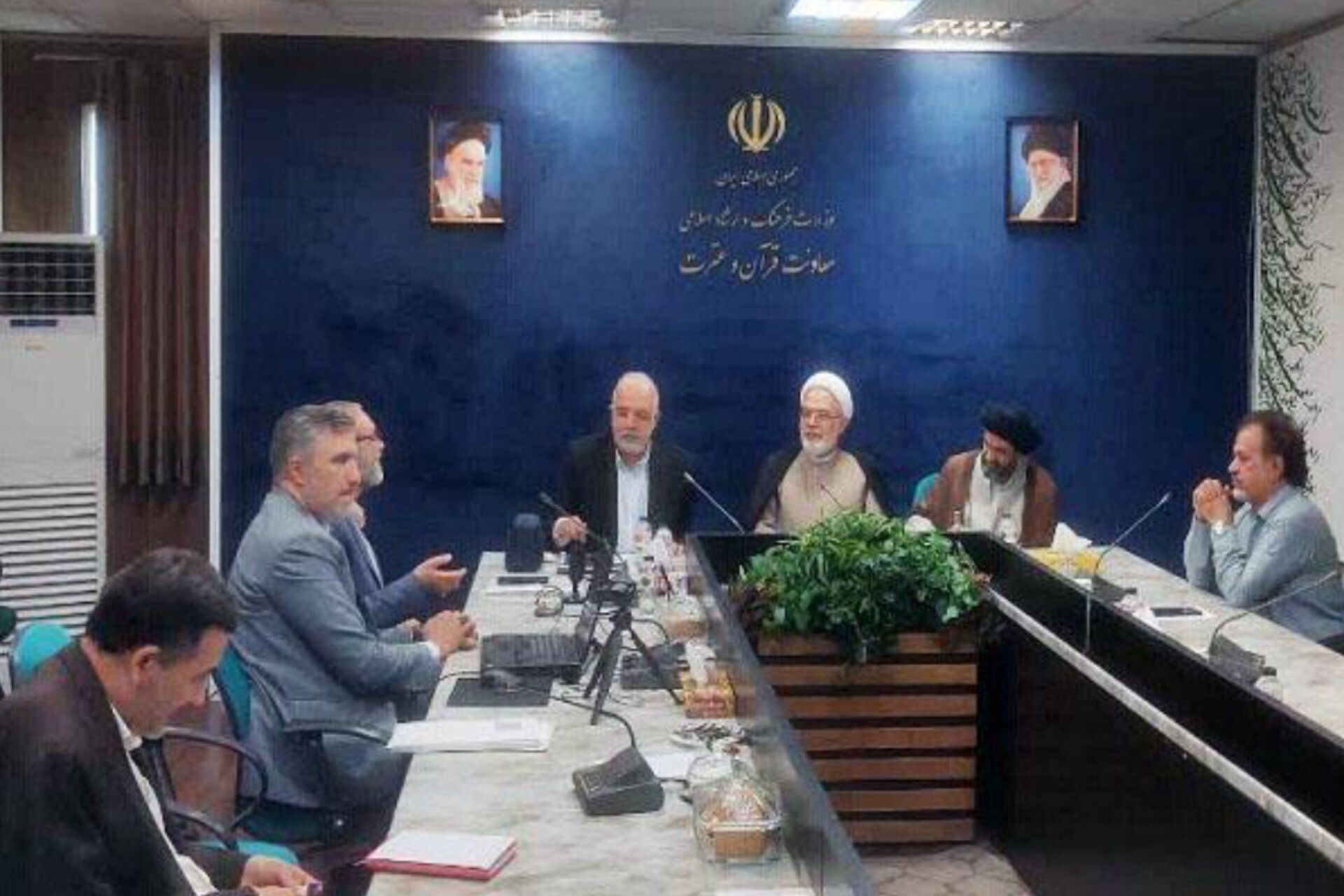 نشست شورای انجمن خادمان قرآن برگزار شد