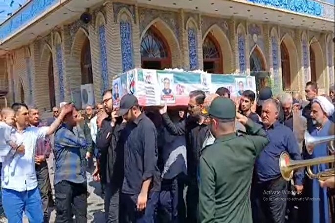 تشییع پیکر جانباز ۷۰ درصد و آزاده دفاع مقدس، سردار شهید محمود دولت‌آبادی در ساری