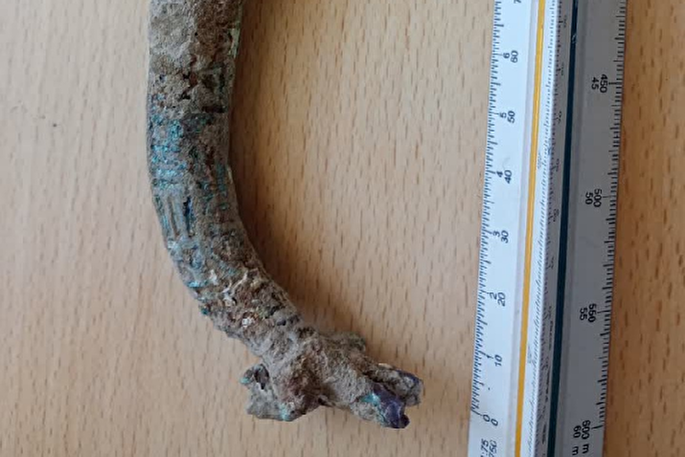 کشف و ضبط ۱۴ شی تاریخی در شهرستان جیرفت