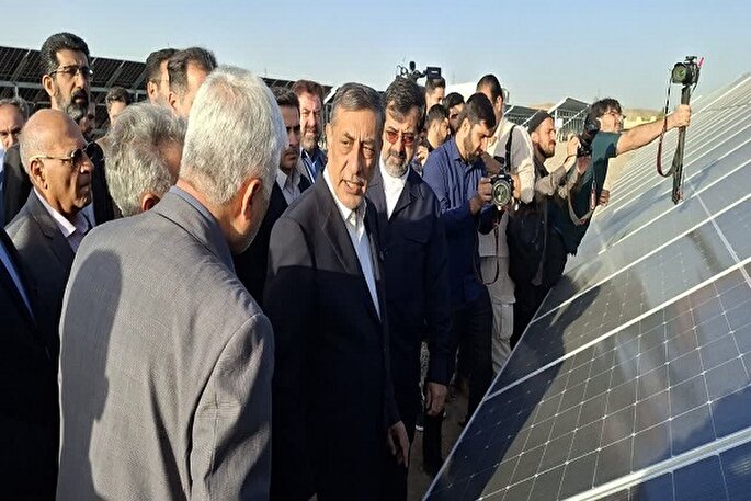 معاون اجرایی رئیس‌جمهور وارد قم شد