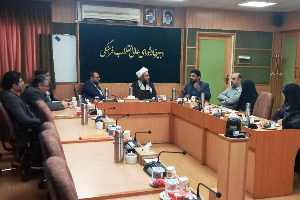 تصویب ارائه بسته‌های آموزشی سواد رسانه‌ای در مدارس