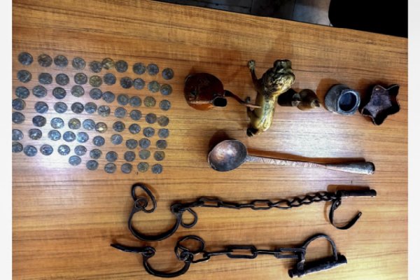 ۸۷ شی تاریخی در شهرستان بم کشف شد