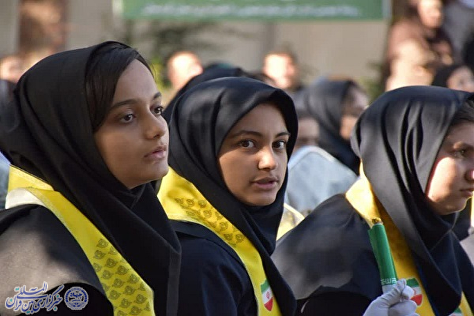 عکس | آیین نواختن زنگ مهر، مقاومت و نماز در سنندج