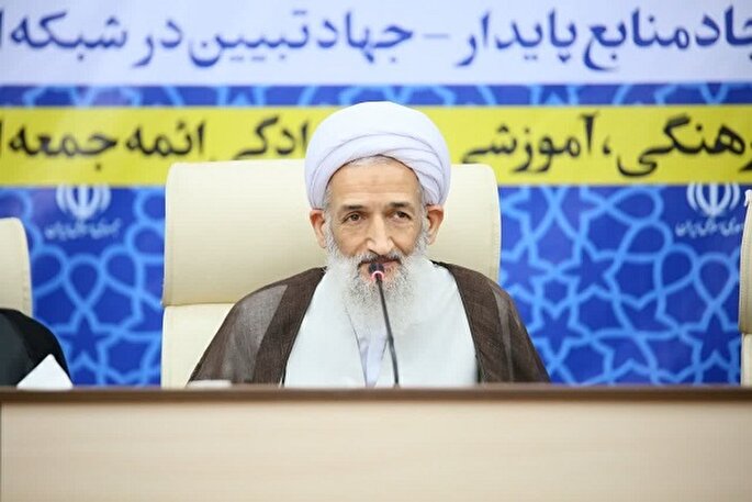 بصیرت و ثبات‌قدم در مسیر ولایت حفظ  شود