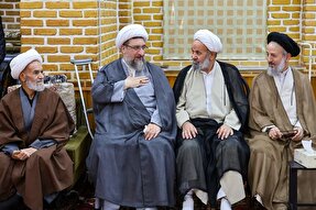 عکس | مراسم ترحیم همسر آیت‌الله العظمی سیستانی در تبریز