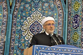 ملت ایران با هوشیاری و بصیرت توطئه‌های دشمنان را نقش بر آب می‌کنند