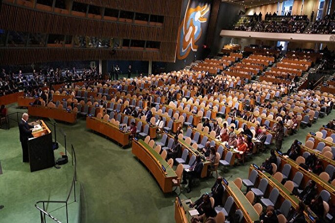 پیام صندلی‌های خالی برای قصاب صهیونیست